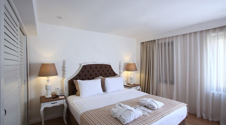 DoubleTree By Hilton Bodrum Marina Vista