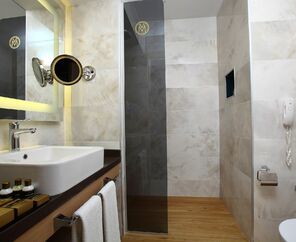 DoubleTree By Hilton Bodrum Marina Vista