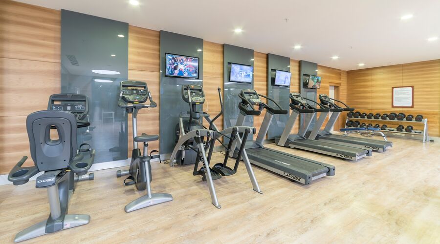 Ramada Resort By Wyndham Kuşadası & Golf