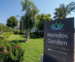Mendos Garden Exclusive Hotel