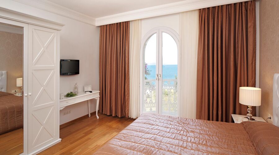 Sianji Well Being Resort