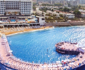 Azura Deluxe Resort&Spa