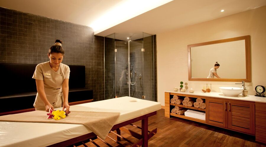 Kaya Palazzo Golf Resort