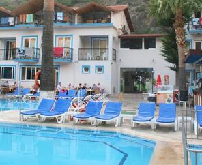Akdeniz Beach Otel