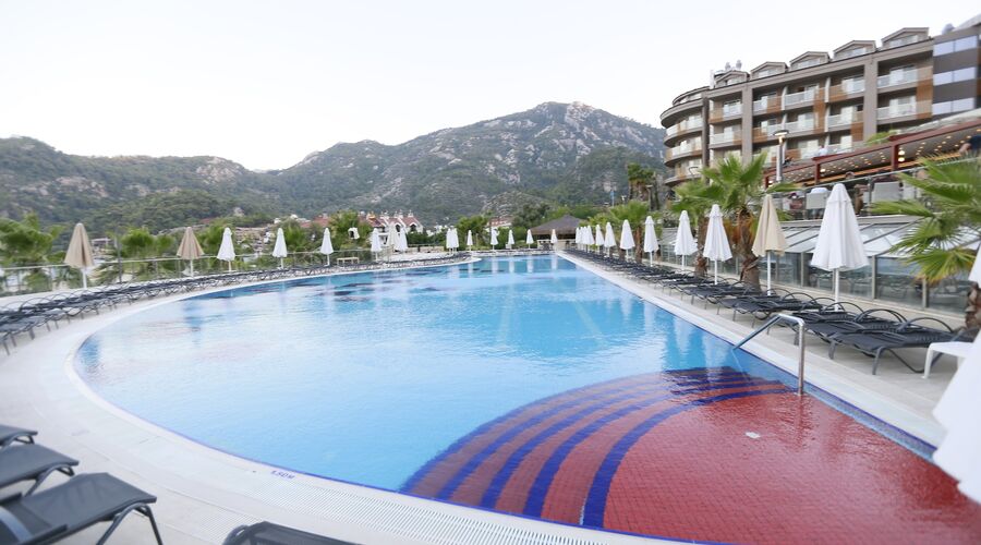 Turunç Premium Hotel