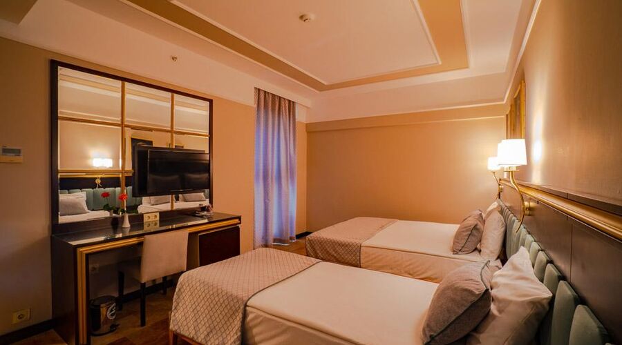 Royal Atlantis Spa & Resort