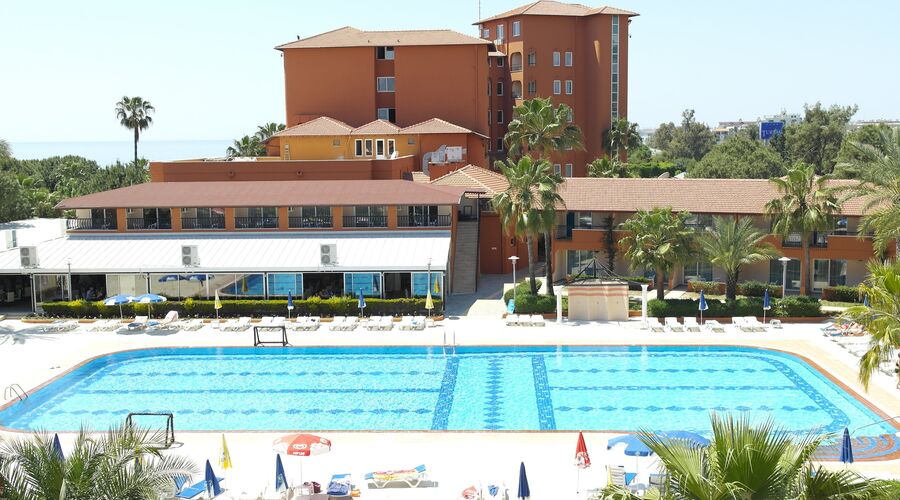 Club Turtas Beach Hotel