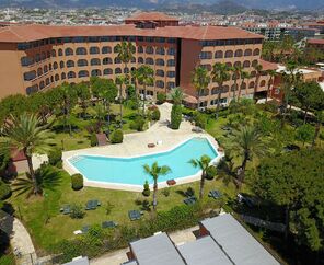 Club Turtas Beach Hotel