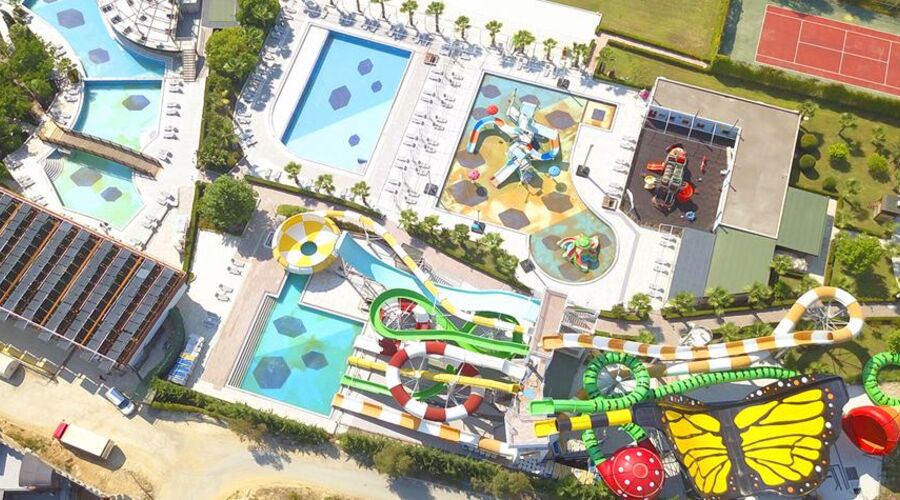 Dream World Aqua Side