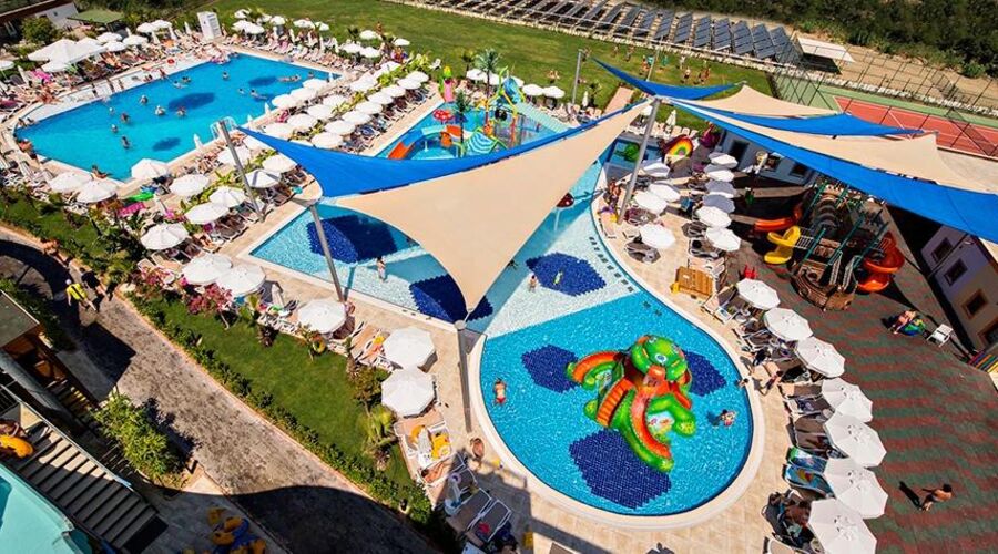 Dream World Aqua Side