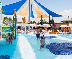 Dream World Aqua Side