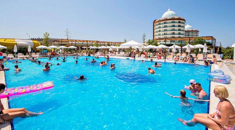 Dream World Aqua Side