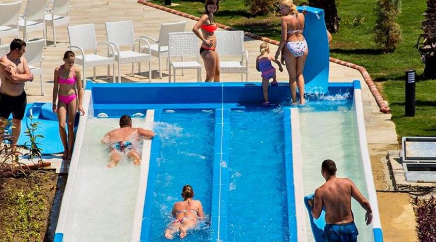 Dream World Aqua Side