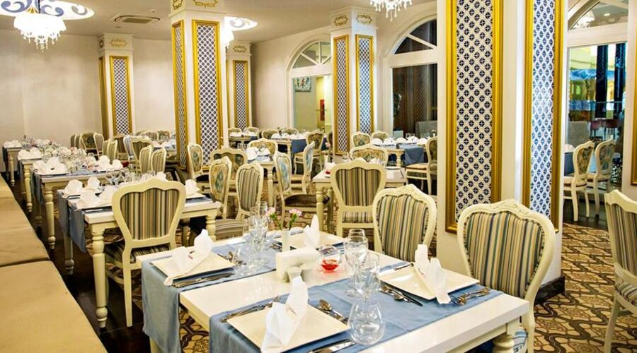 Dream World Aqua Side