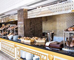 Dream World Aqua Side