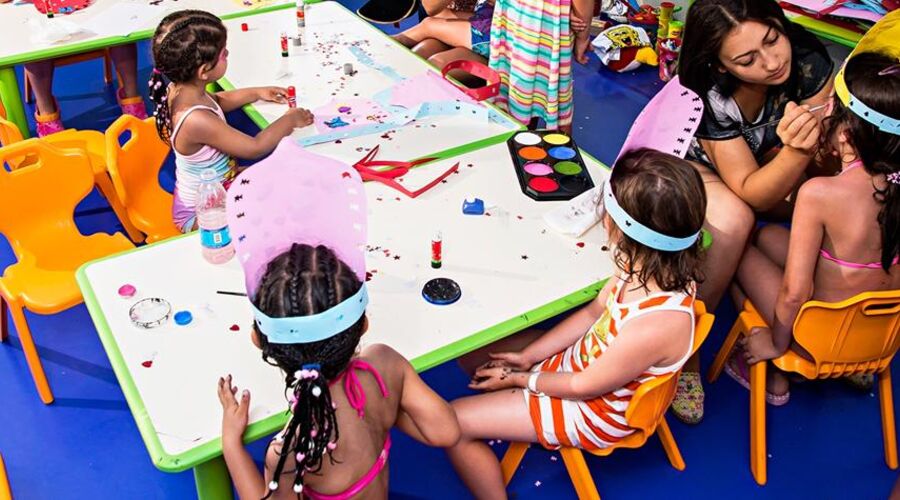 Dream World Aqua Side