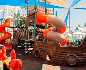 Dream World Aqua Side