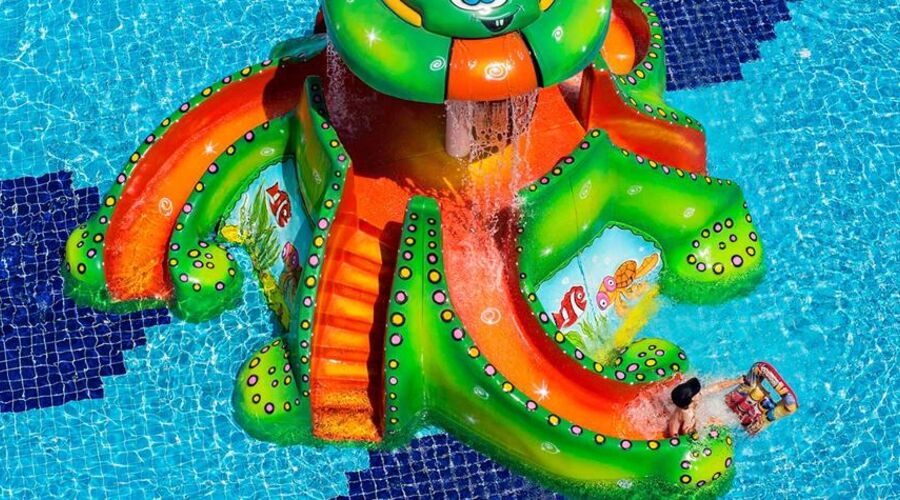 Dream World Aqua Side