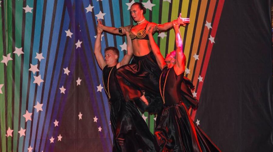 Dream World Aqua Side