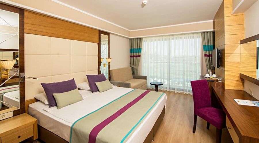 Dream World Aqua Side