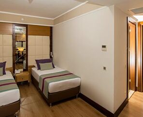 Dream World Aqua Side