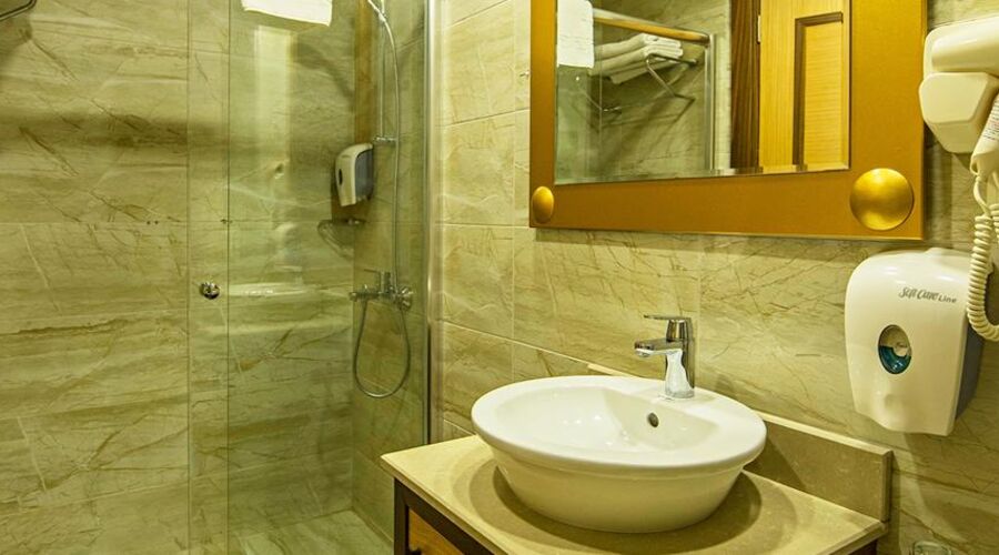 Dream World Aqua Side